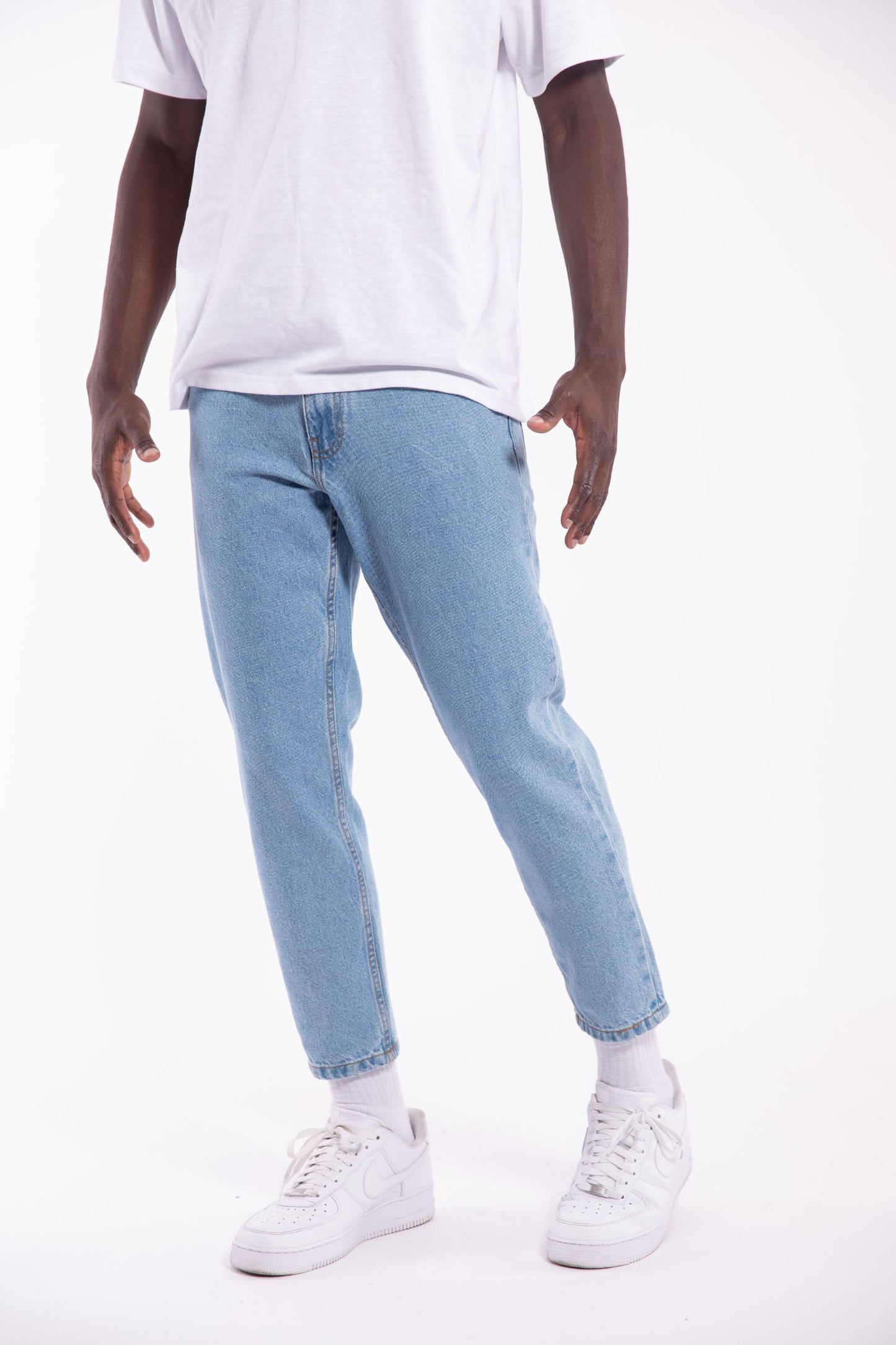 Rigid Tapered Fit Jeans
