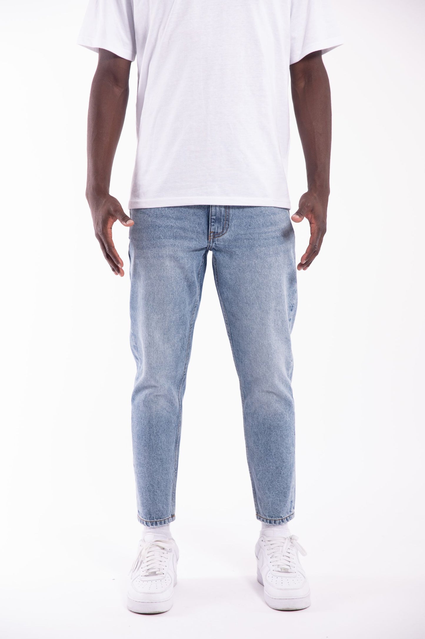 Rigid Tapered Fit Jeans